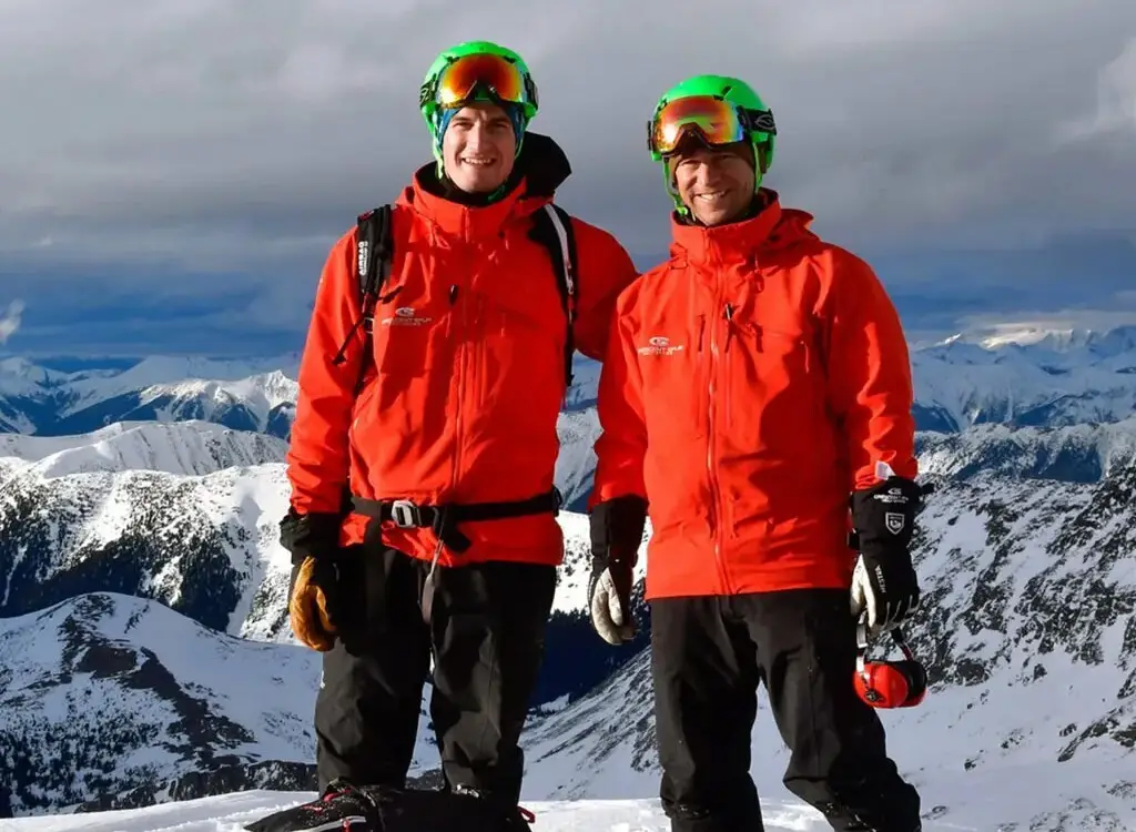 crescent spur careers staff image